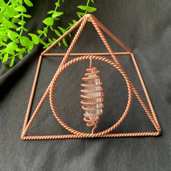 Copper Pyramid Tensor Ring with Quartz Crystal | Sacred Geometry Meditation Tool